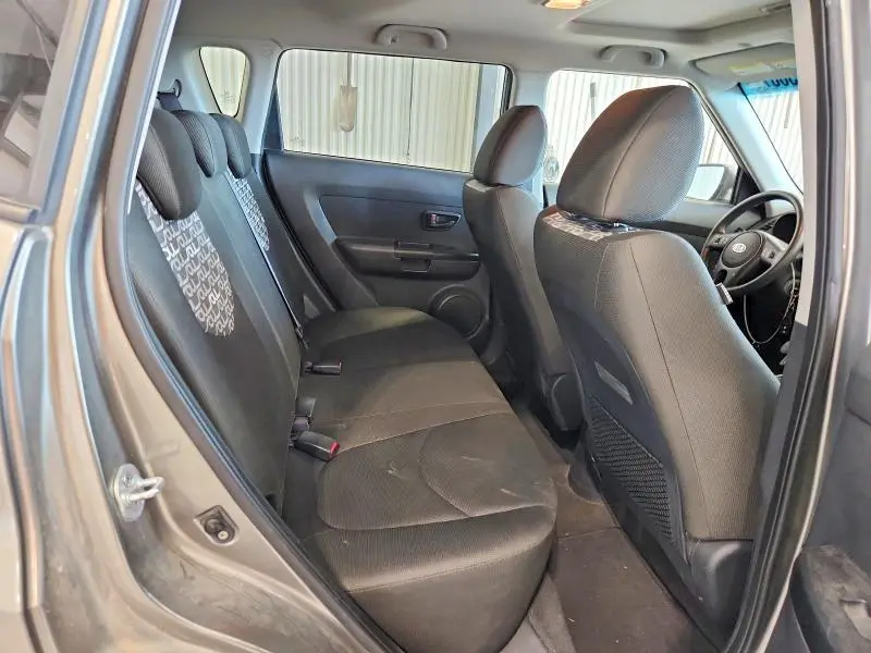 2010 KIA SOUL +  