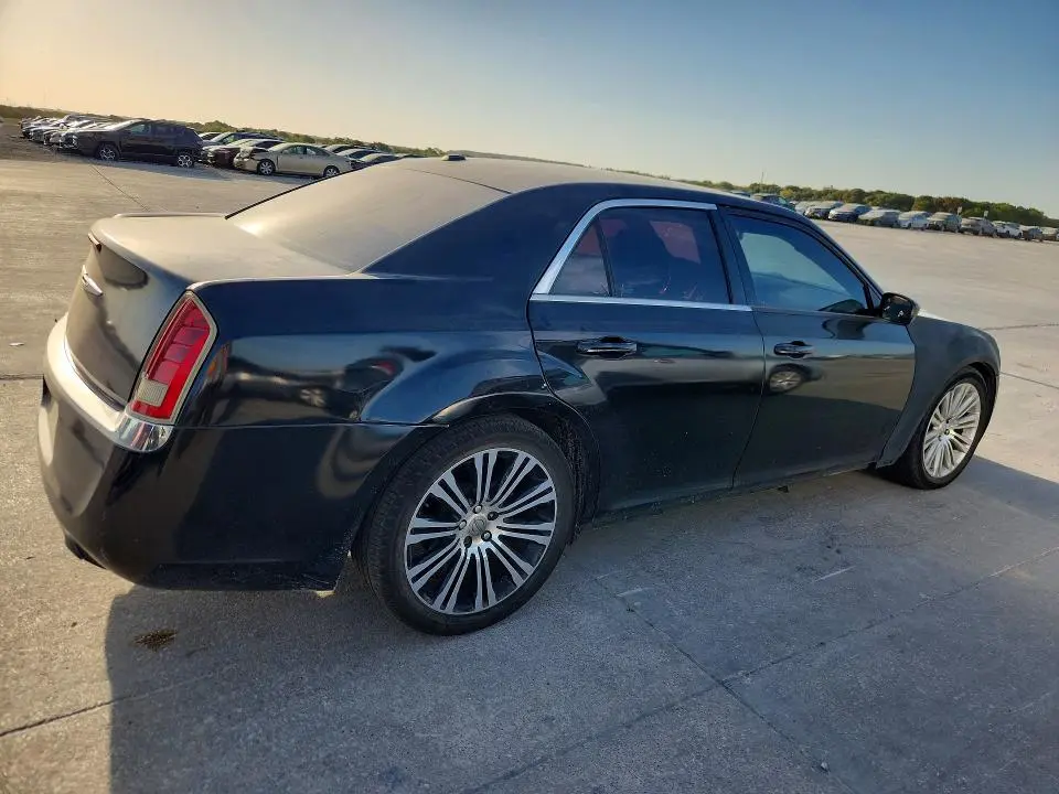 2013 CHRYSLER 300 S  