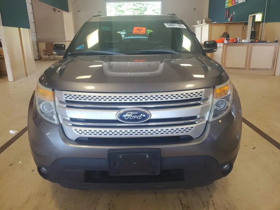 2011 FORD EXPLORER XLT  