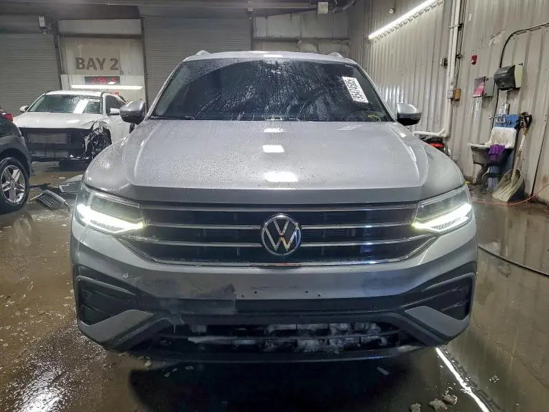 2022 VOLKSWAGEN TIGUAN SE  