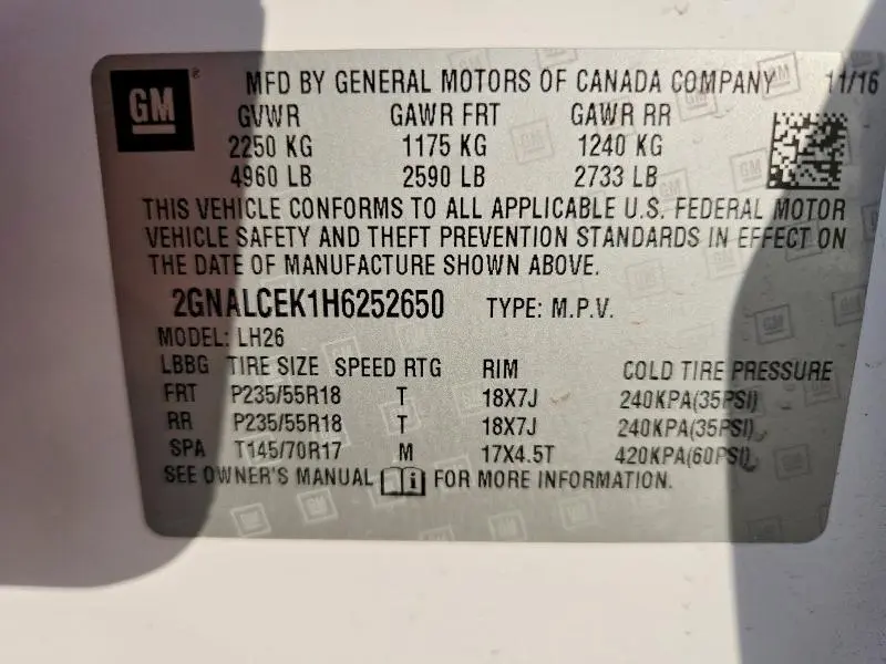 2017 CHEVROLET EQUINOX LT  