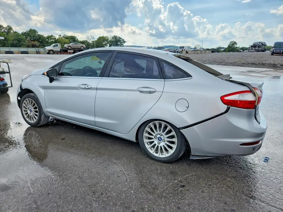 2015 FORD FIESTA TITANIUM  
