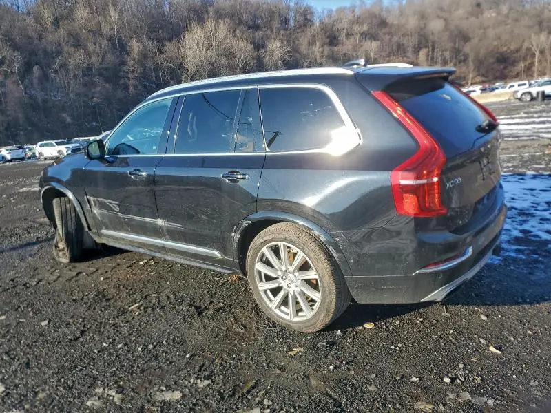 2018 VOLVO XC90 T6  