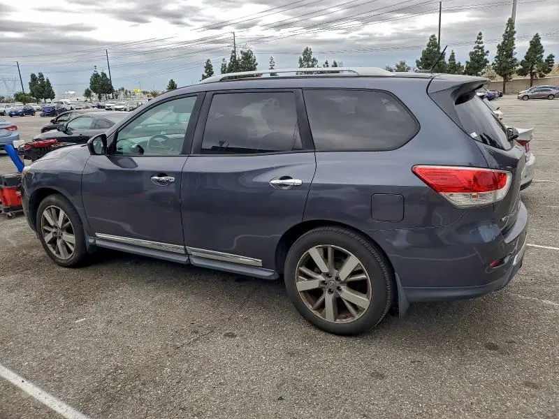 2013 NISSAN PATHFINDER S  