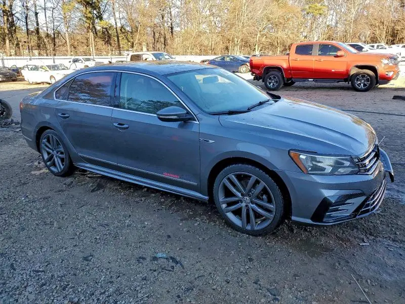 2017 VOLKSWAGEN PASSAT R-LINE  