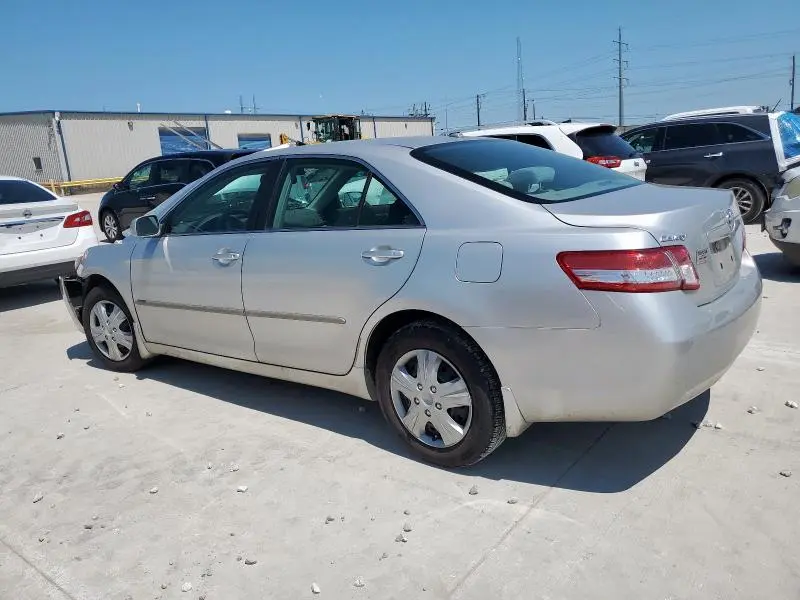2010 TOYOTA CAMRY BASE  