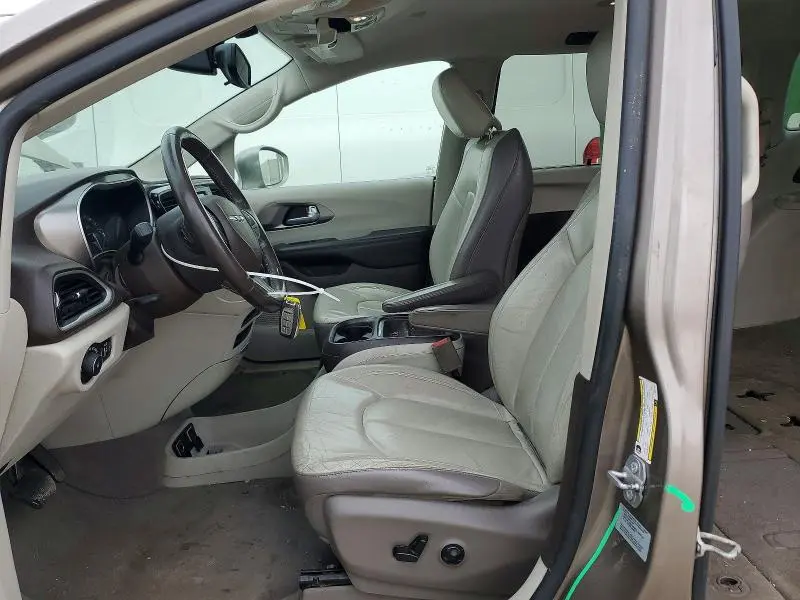 2017 CHRYSLER PACIFICA TOURING L  