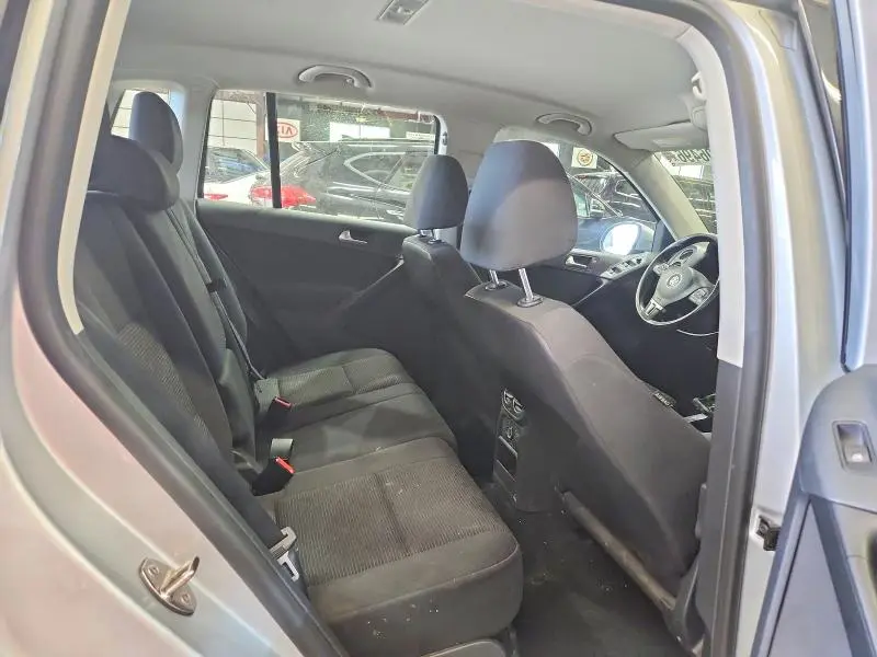 2015 VOLKSWAGEN TIGUAN S  