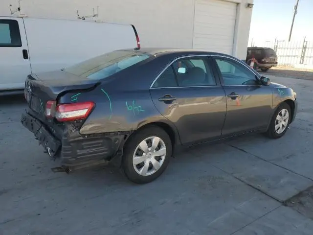 2011 TOYOTA CAMRY BASE  