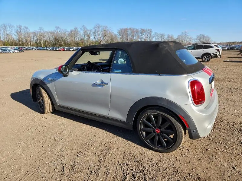 2018 MINI COOPER S  
