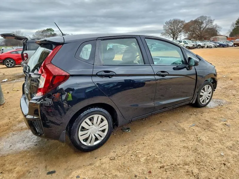 2016 HONDA FIT LX  