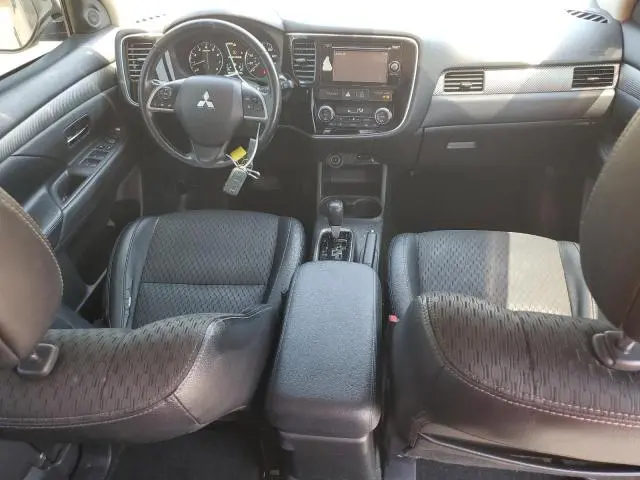 2015 MITSUBISHI OUTLANDER SE  