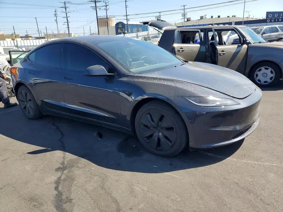 2024 TESLA MODEL 3   