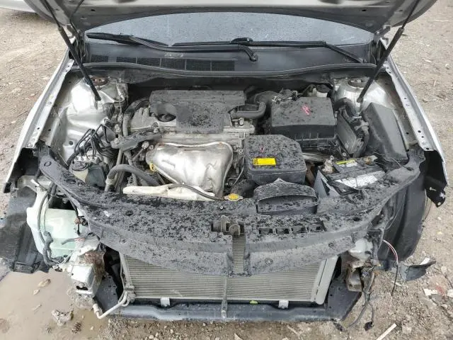 2015 TOYOTA CAMRY LE  