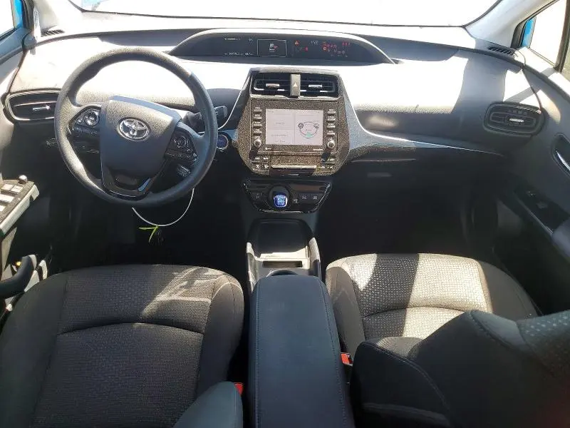 2022 TOYOTA PRIUS LE  