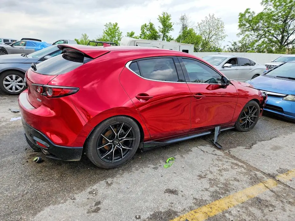 2020 MAZDA 3 PREMIUM  