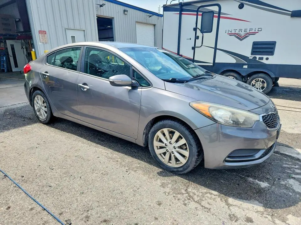 2016 KIA FORTE LX  