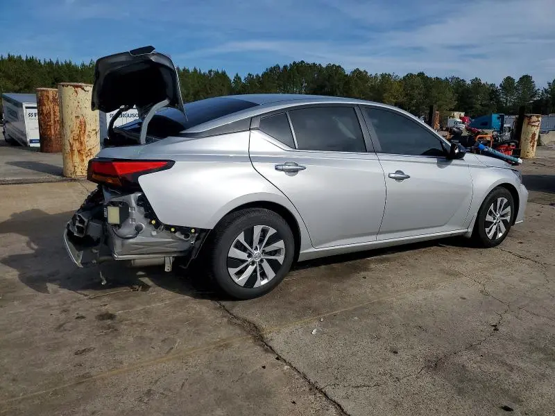 2024 NISSAN ALTIMA S  