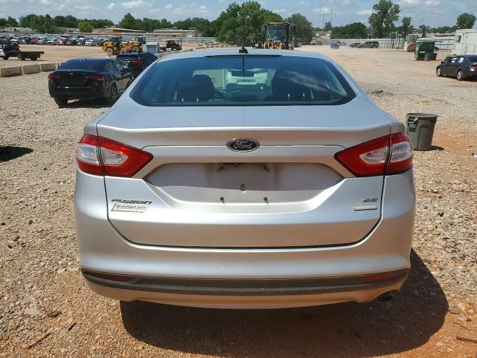 2016 FORD FUSION SE  