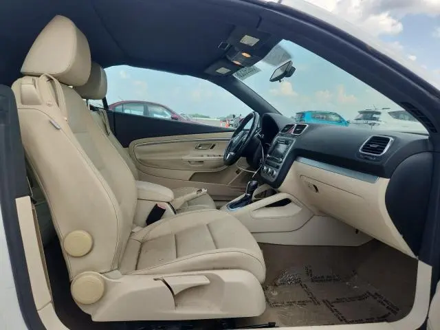 2013 VOLKSWAGEN EOS KOMFORT  