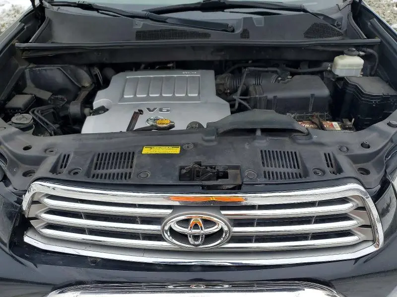 2010 TOYOTA HIGHLANDER LIMITED  