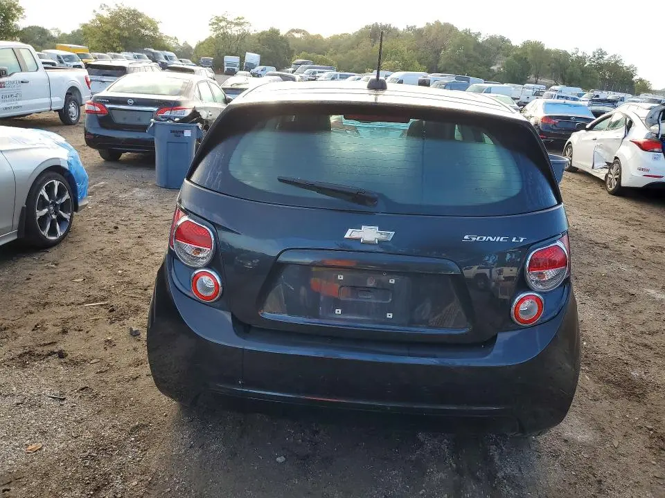 2015 CHEVROLET SONIC LT  