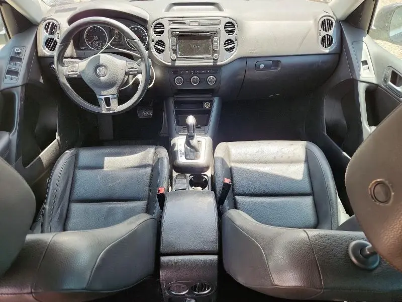 2013 VOLKSWAGEN TIGUAN S  