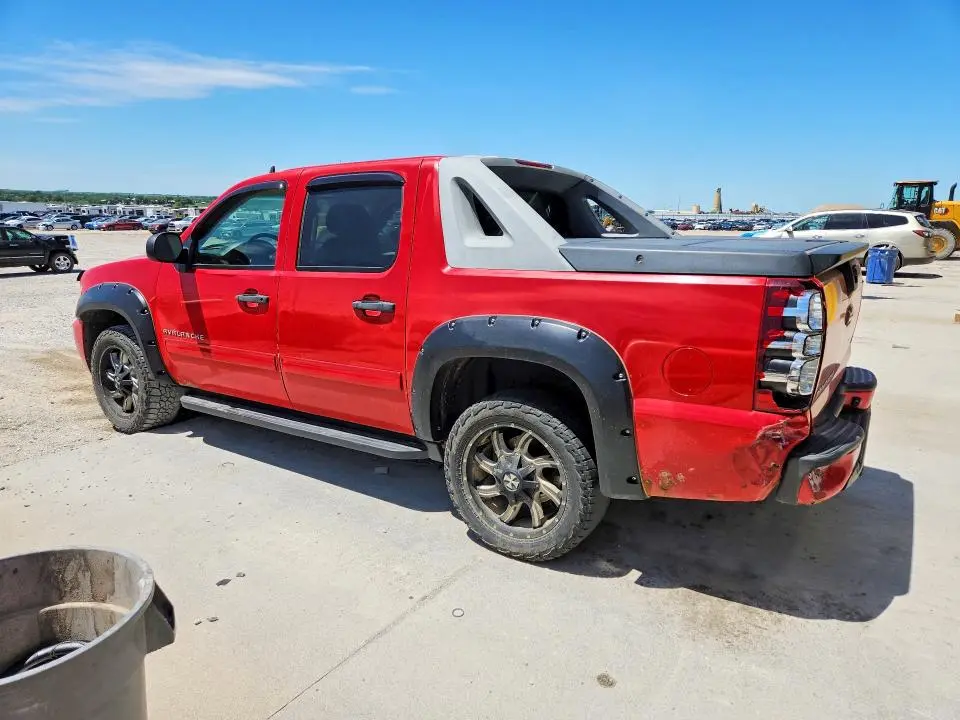 2011 CHEVROLET AVALANCHE LS  