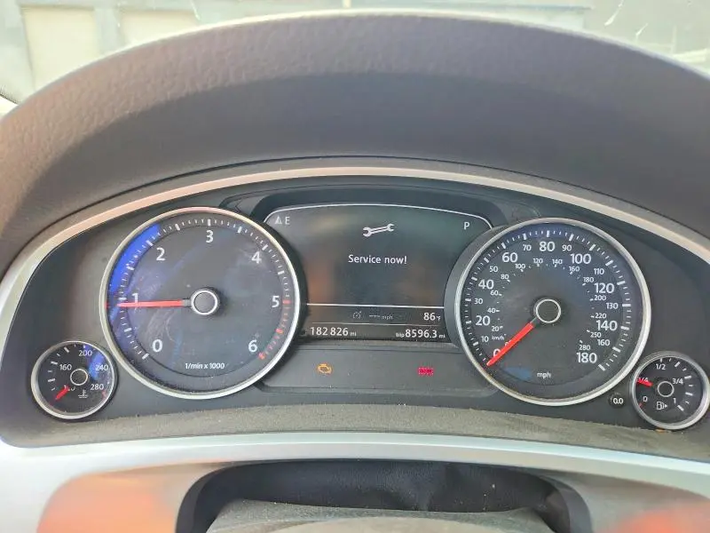 2012 VOLKSWAGEN TOUAREG V6 TDI  