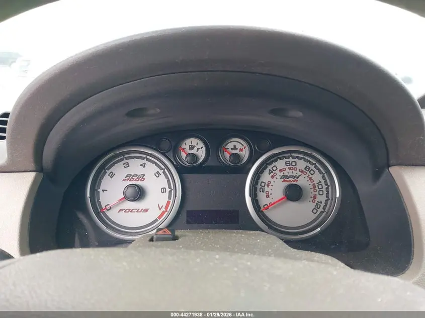 2010 FORD FOCUS SE