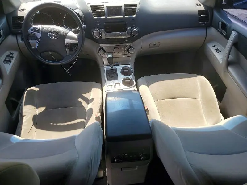 2012 TOYOTA HIGHLANDER BASE  