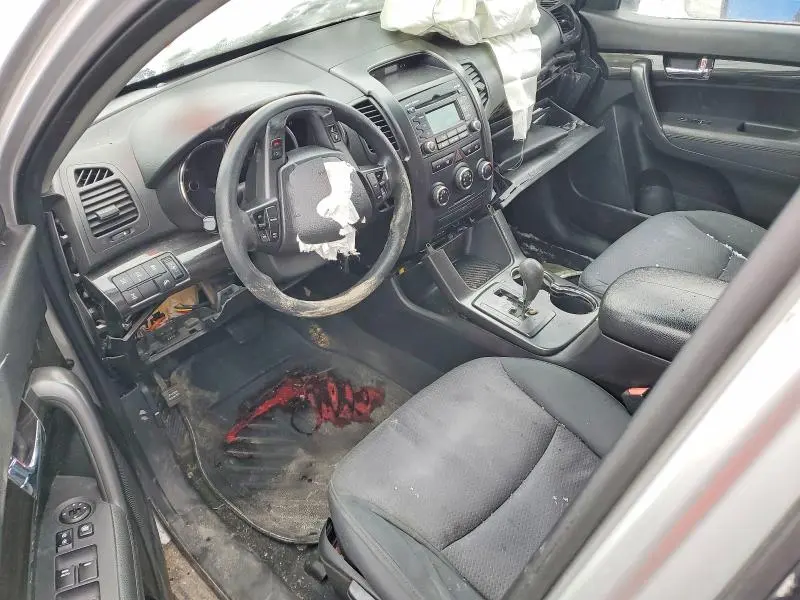 2012 KIA SORENTO BASE  
