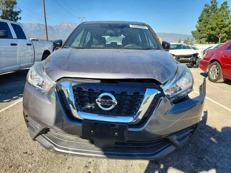 2020 NISSAN KICKS S  