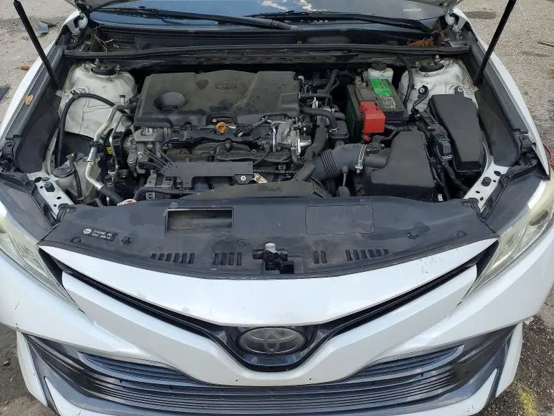 2019 TOYOTA CAMRY XLE  