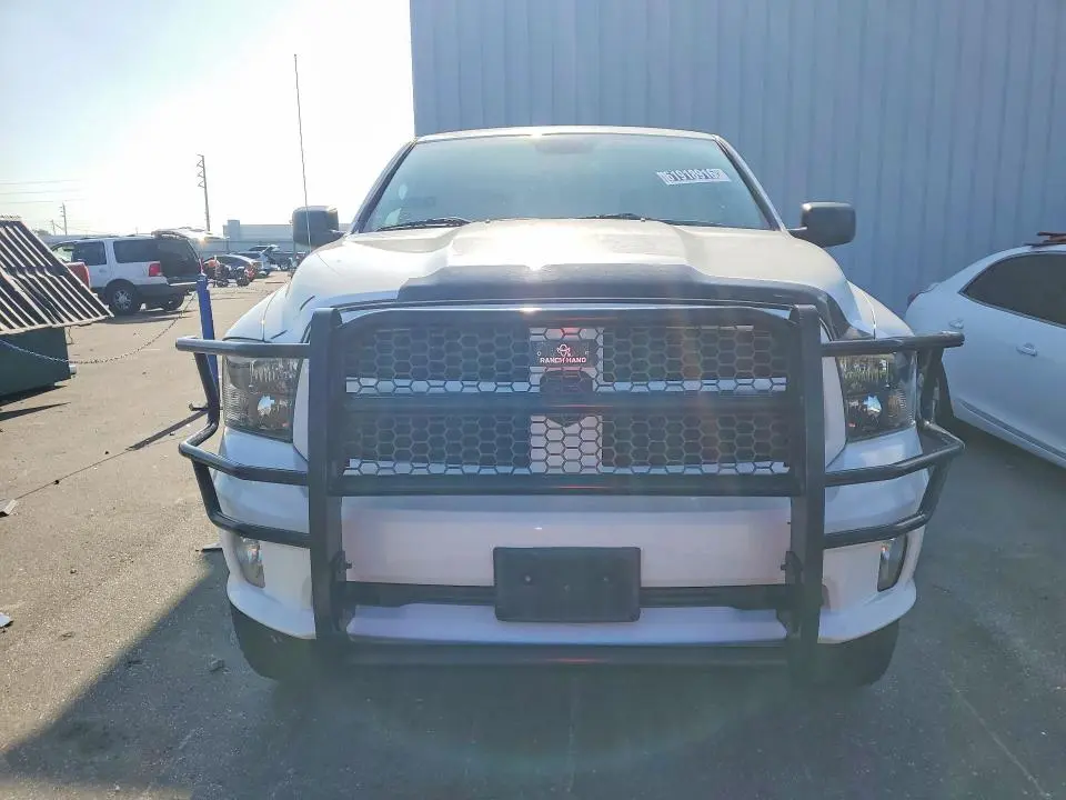 2018 RAM 1500 ST  