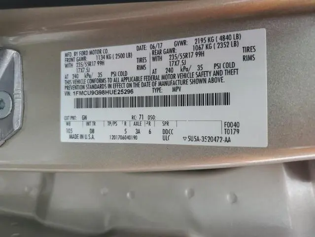 2017 FORD ESCAPE SE  