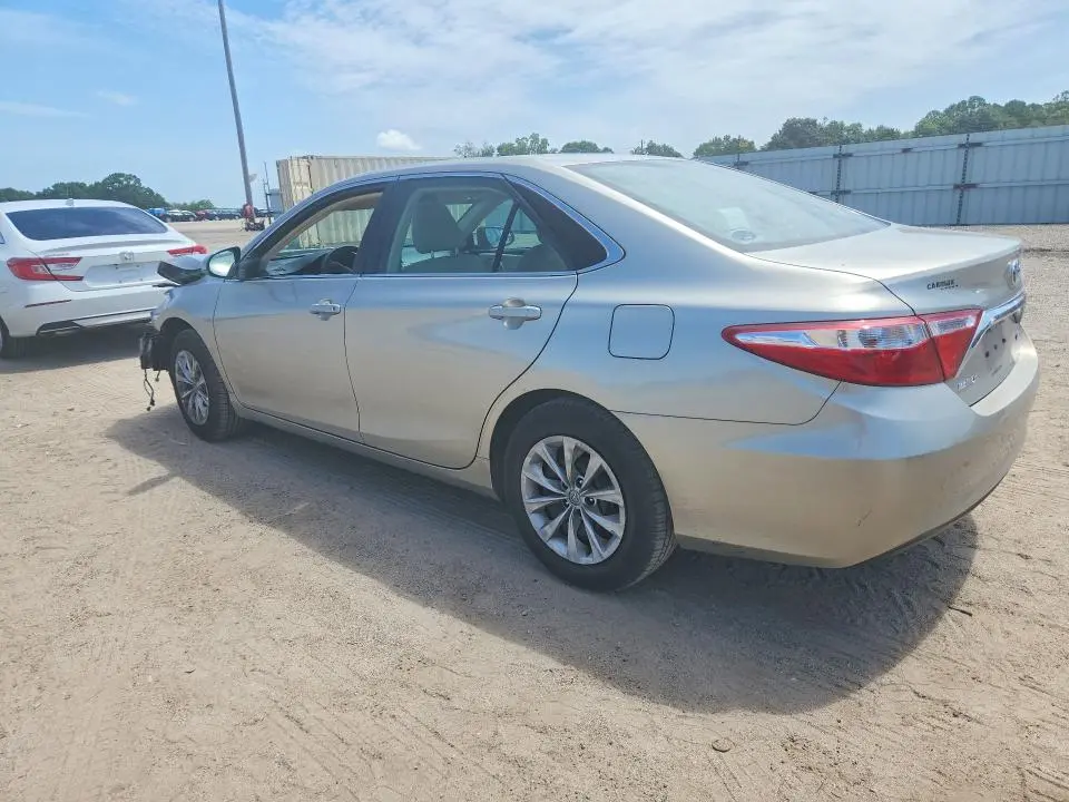 2017 TOYOTA CAMRY LE  