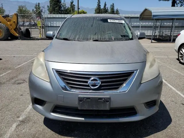 2013 NISSAN VERSA S  