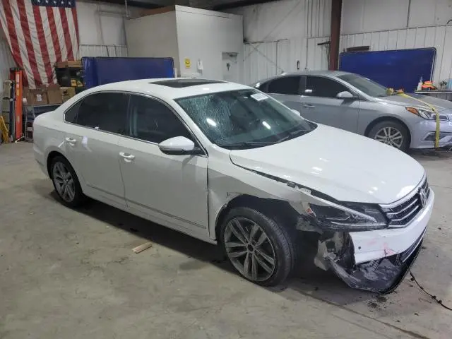 2017 VOLKSWAGEN PASSAT SE  