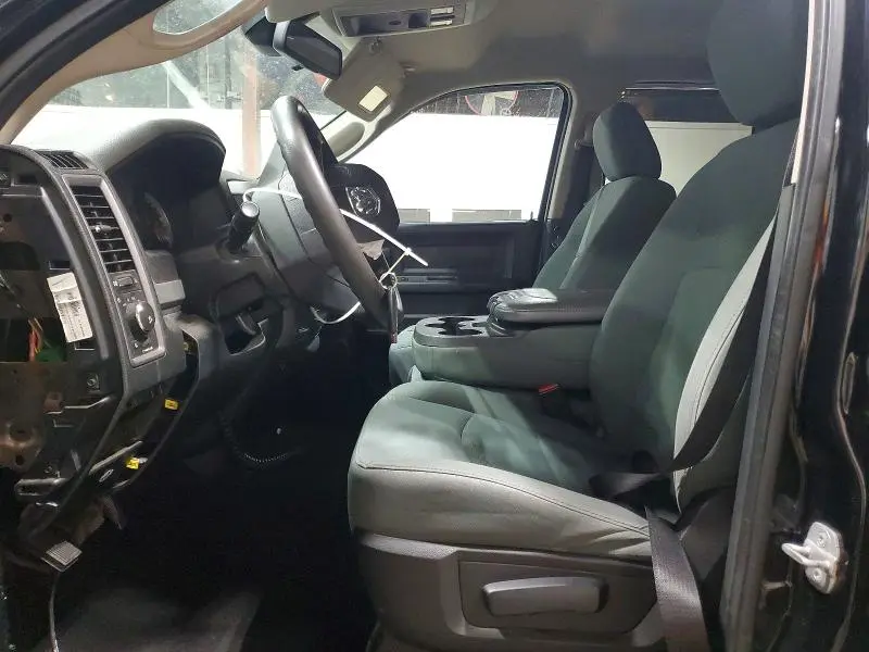 2014 RAM 1500 ST  