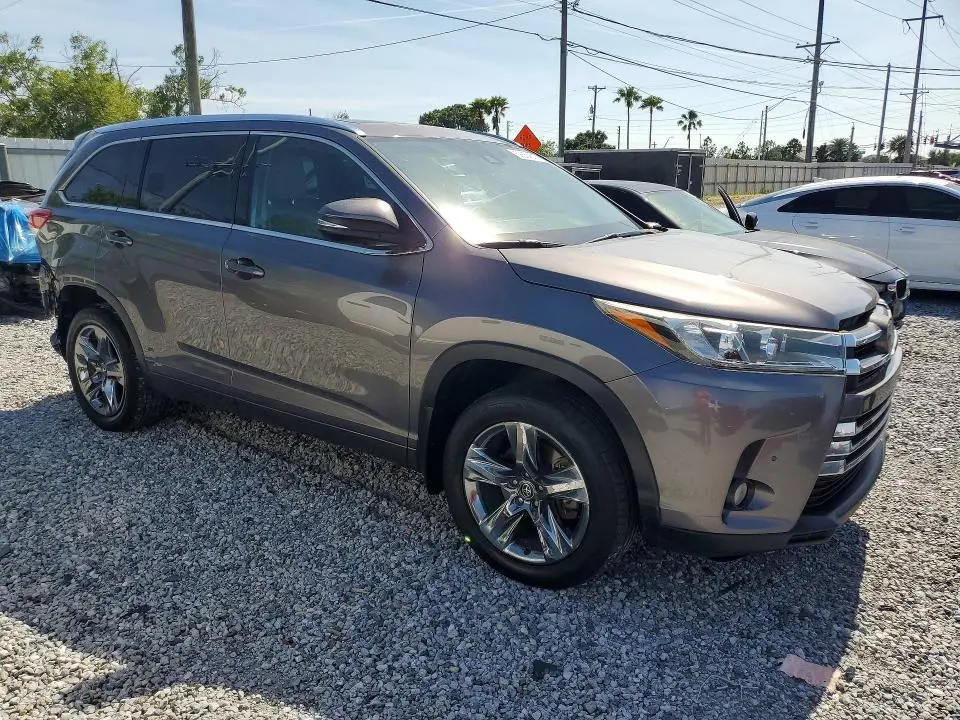 2018 TOYOTA HIGHLANDER LIMITED PLATINUM  