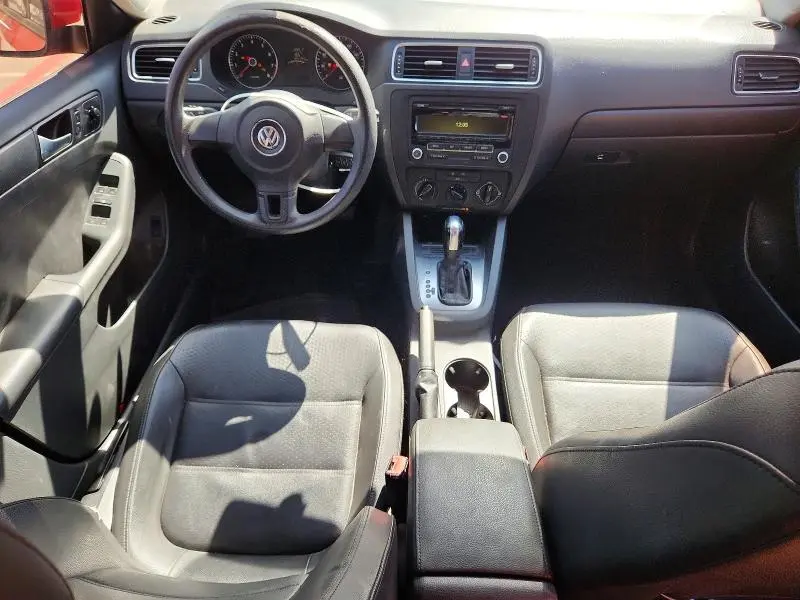 2014 VOLKSWAGEN JETTA SE  