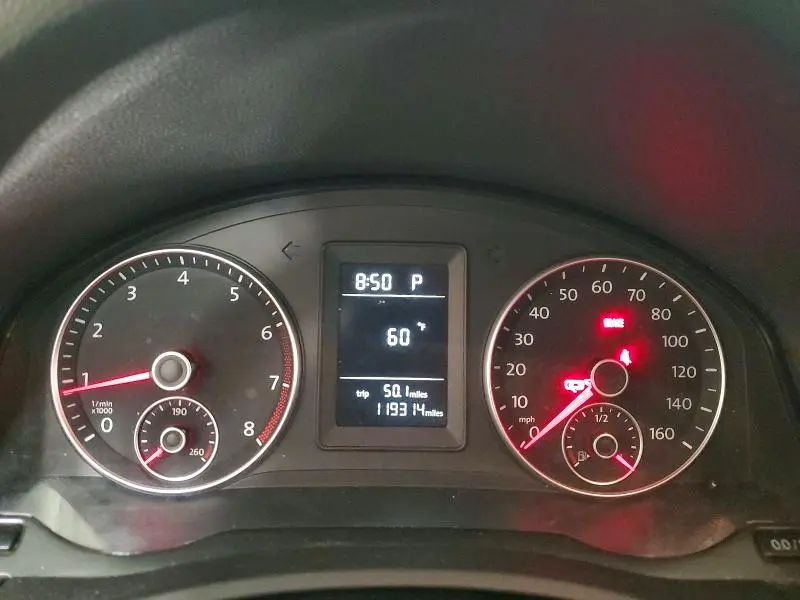 2010 VOLKSWAGEN JETTA SE  