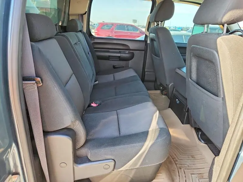 2011 CHEVROLET SILVERADO K2500 HEAVY DUTY LT  
