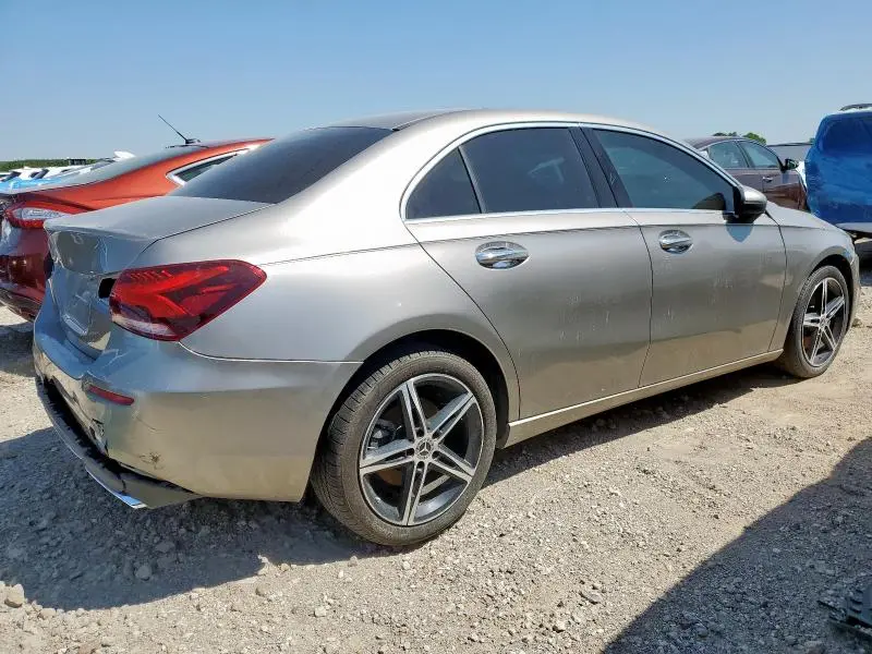 2020 MERCEDES-BENZ A 220  