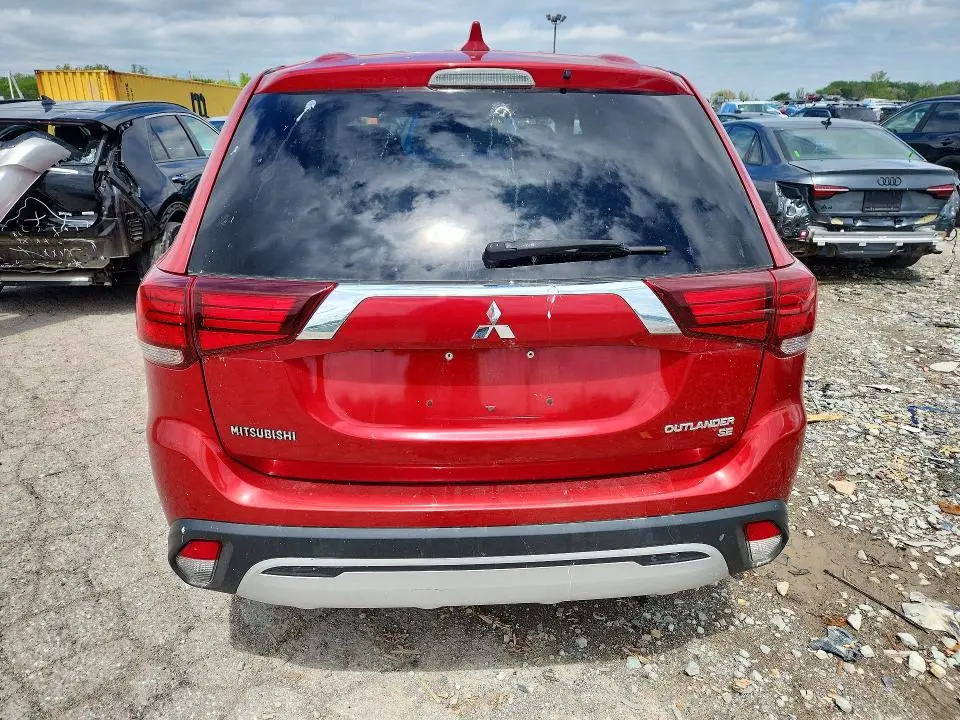 2019 MITSUBISHI OUTLANDER SE  