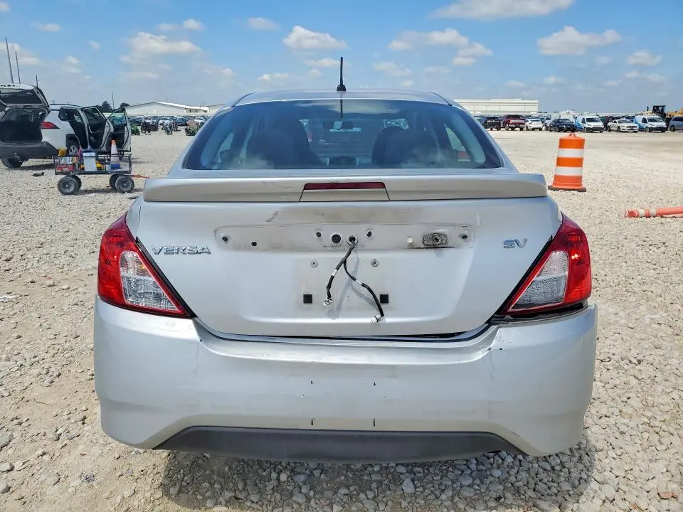 2017 NISSAN VERSA 1.6 SV  