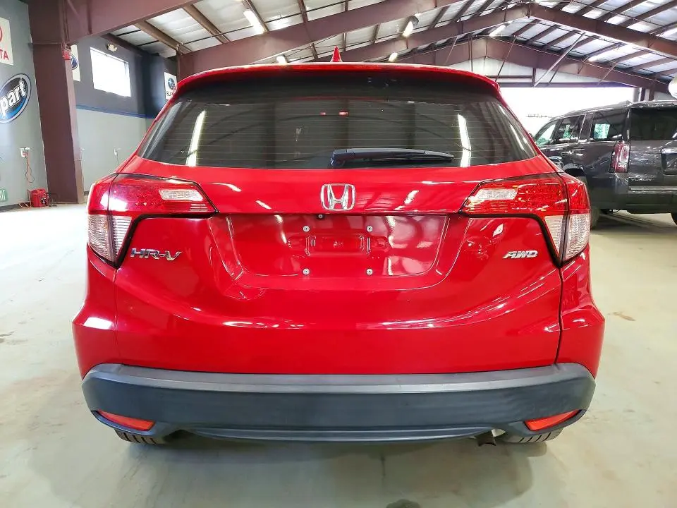 2018 HONDA HR-V LX  