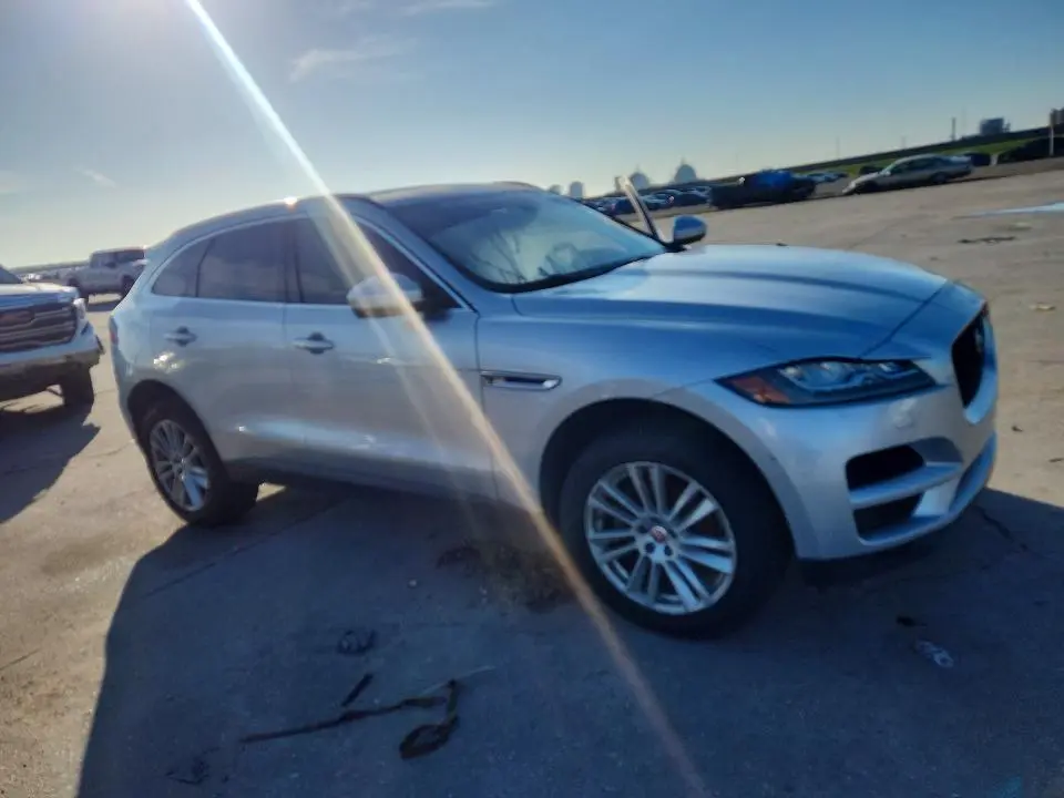 2018 JAGUAR F-PACE PRESTIGE  