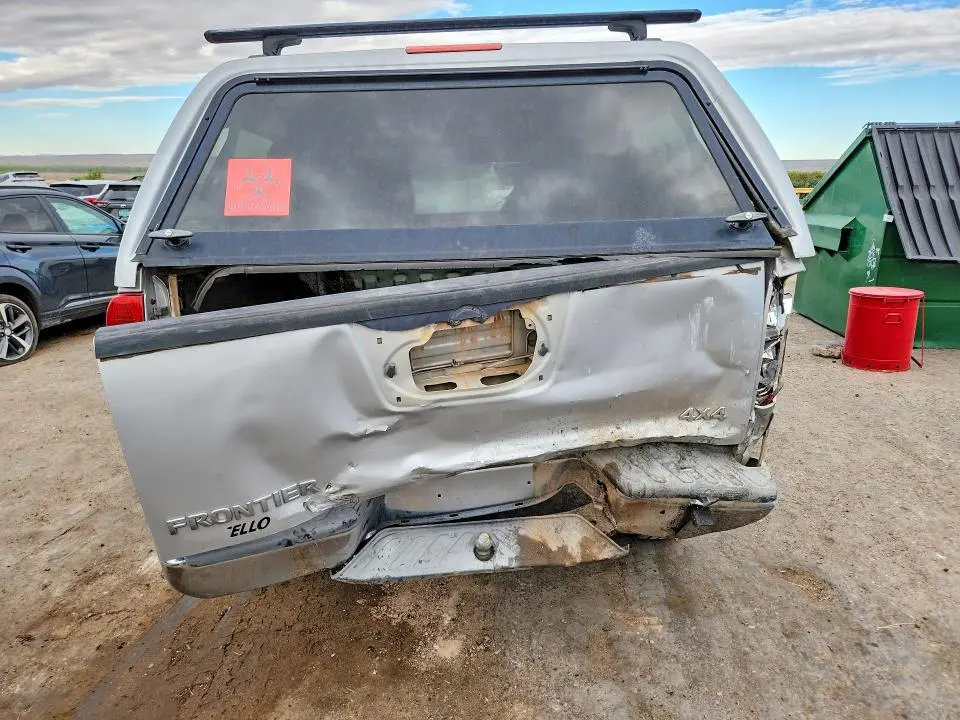 2013 NISSAN FRONTIER S  